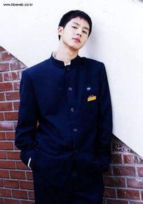 赵寅成。春风十里，不如睡你