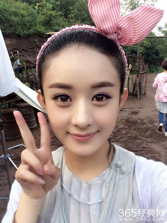 赵丽颖参加《金星秀》，一张照片又引发粉丝们的炮轰