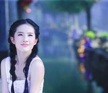 娱乐圈没整过容的最美十大女星，章子怡第二、第一竟是她！