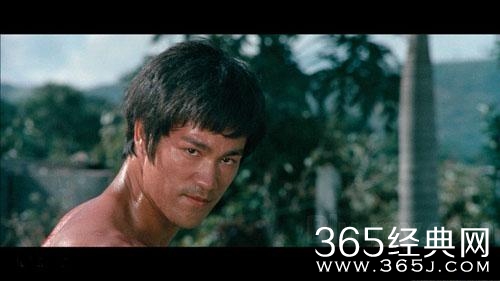 推荐12部动作电影，每部影片都是高分经典