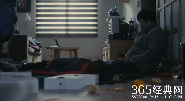 女儿被“奸杀”“录像”！愤怒的父亲砸碎了罪犯的“蛋”！