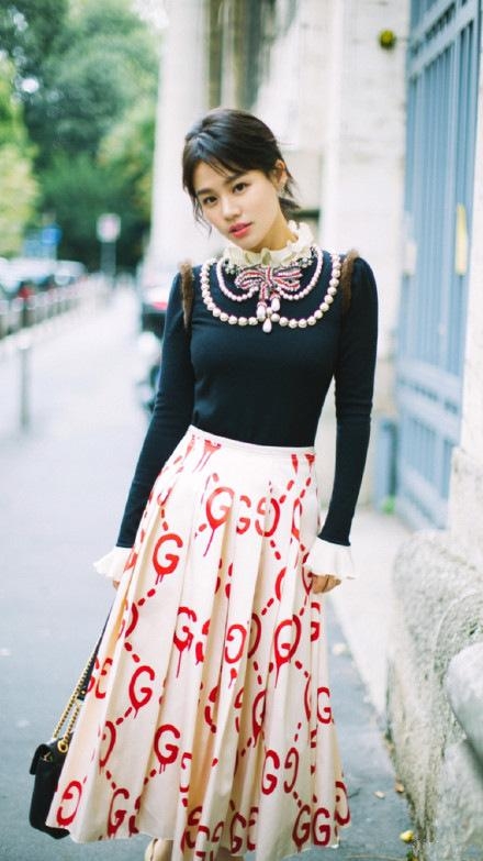 马思纯变素颜女神，网红都比不上的素颜实力？