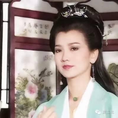 刘亦菲、范冰冰、佟丽娅，哪个更适合演绝世美人？