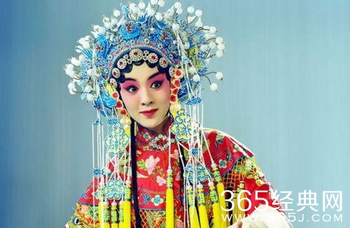 9岁学戏，是郑恺陈赫同学，搭胡歌爆红，自爆潜规则往事令人心疼