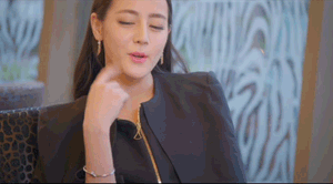 《她很漂亮》韩版 vs中版,谁的颜值更胜一筹?你更爱哪款?