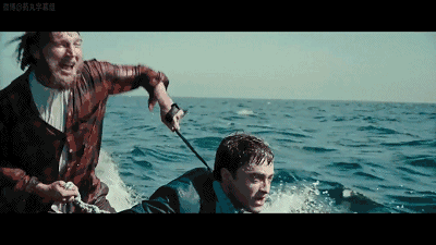 这部屎尿屁电影仅靠一具尸体就已锁定奥斯卡最佳男配！