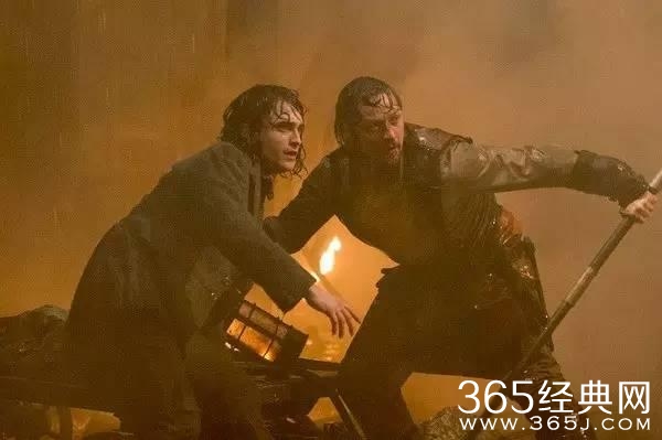 从绝望孤独到嗨得飞起，这部电影有毒！