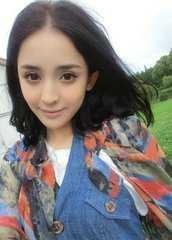 郑爽素颜PK古力娜扎，如果你是张翰你选谁？