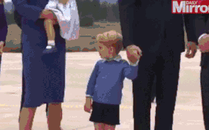 凯特王妃被一对儿女抢镜,修杰楷贾乃亮因女儿收获众多人气,星二代要碾压星爸星妈了吗?