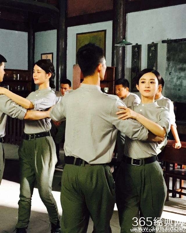 走出乔任梁伤痛的赵丽颖终于更新微博，网友的评论又炸了