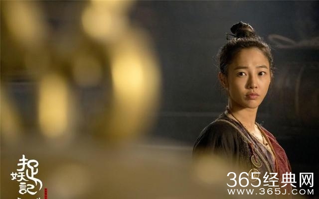 看到baby拿奖后得意忘形地大笑，白百何一个苦笑看懂了内幕