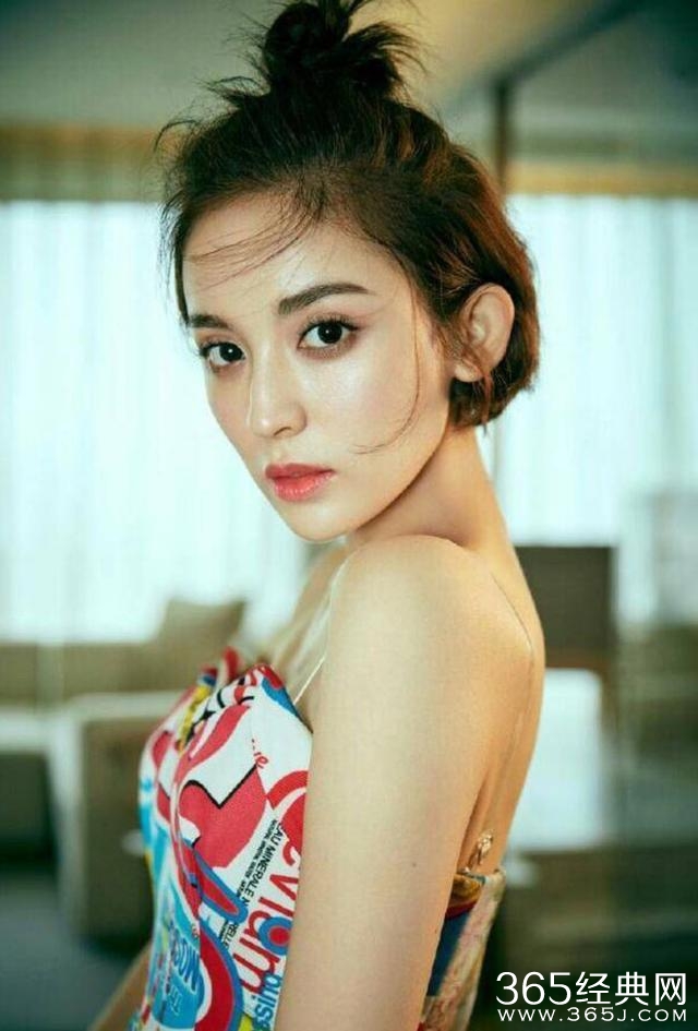 郑爽越演越火，赵丽颖越看越美，古力娜扎越红越黑