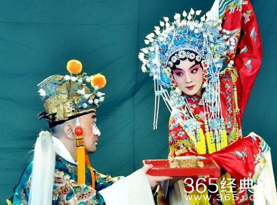 9岁学戏，是郑恺陈赫同学，搭胡歌爆红，自爆潜规则往事令人心疼