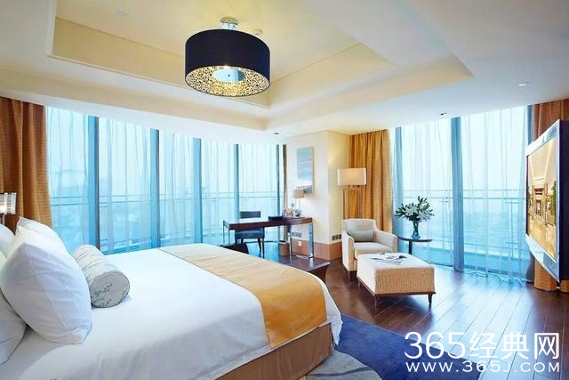 这个国庆长假，让我们相约海滨城市看最美的日出