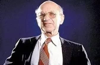 特朗普和希拉里大辩论之前第一个该感谢的人，是施瓦辛格