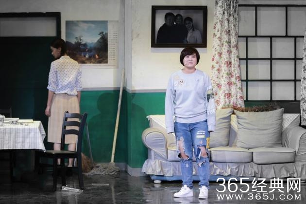 贾玲最走心的作品——《你好,李焕英》, 笑着笑着就哭了