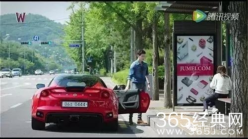 现在广告里插影视剧都插得好专业