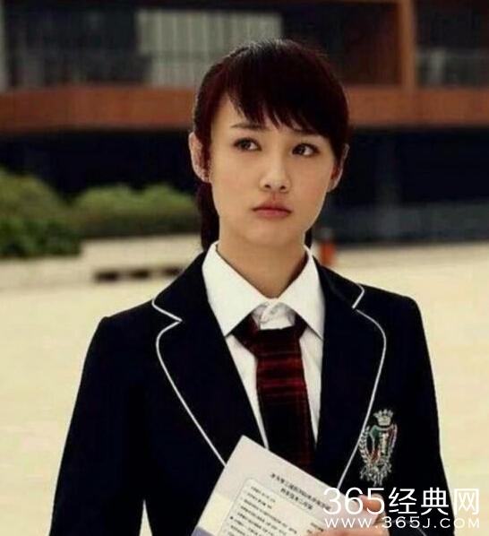 郑爽“吻遍”娱乐圈男神，最爱的却是他！