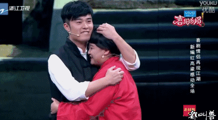 追忆去世妈妈，自嘲被男友抛弃，贾玲告诉你虐心的喜剧会笑着流泪