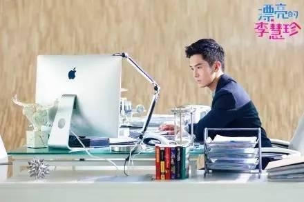 《她很漂亮》韩版 vs中版,谁的颜值更胜一筹?你更爱哪款?