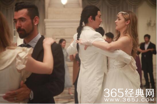 林正英“徒弟”再度出演僵尸片，致敬师傅