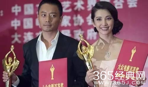 第25届百花奖备受争议，最大赢家华谊在今天停牌