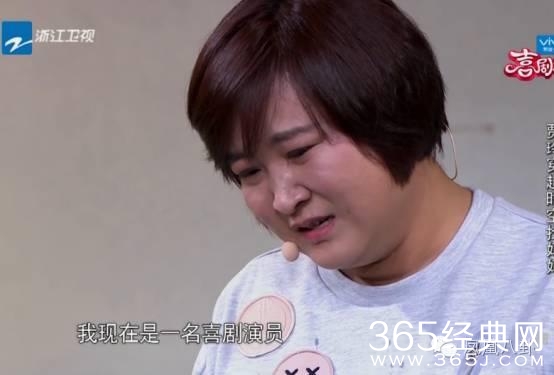 追忆去世妈妈，自嘲被男友抛弃，贾玲告诉你虐心的喜剧会笑着流泪