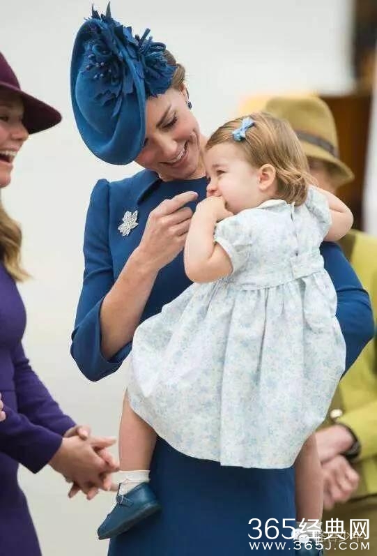 凯特王妃被一对儿女抢镜,修杰楷贾乃亮因女儿收获众多人气,星二代要碾压星爸星妈了吗?