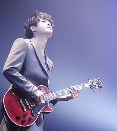 郑俊英私录性爱影片被砲轰!交关键手机还原偷拍真相