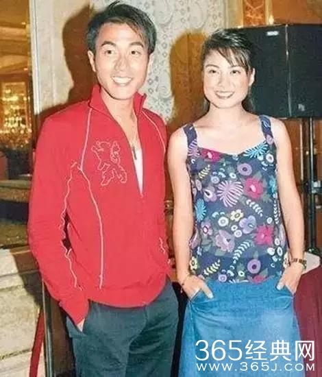 当年嫌刘恺威没出息分手  如今激吻照外泄 惹杨幂大怒