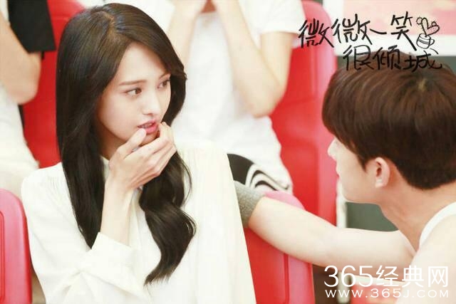 郑爽妹子的结婚证被爆，男的你猜是谁？