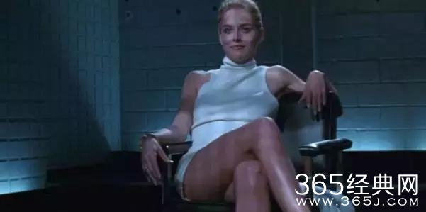 保罗继《本能》《黑皮书》之后，又一部“惊艳”大作！