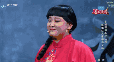 追忆去世妈妈，自嘲被男友抛弃，贾玲告诉你虐心的喜剧会笑着流泪