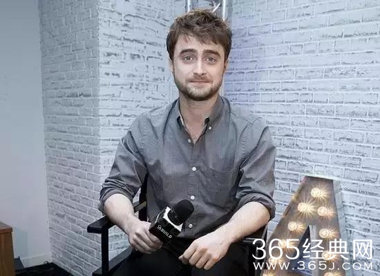 这部屎尿屁电影仅靠一具尸体就已锁定奥斯卡最佳男配！