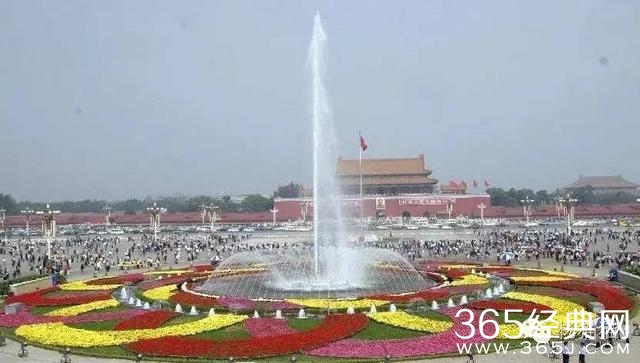 盘点历年天安门国庆花篮