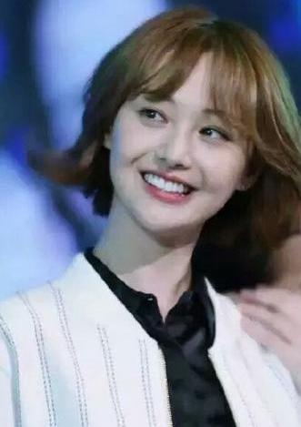 郑爽“吻遍”娱乐圈男神，最爱的却是他！