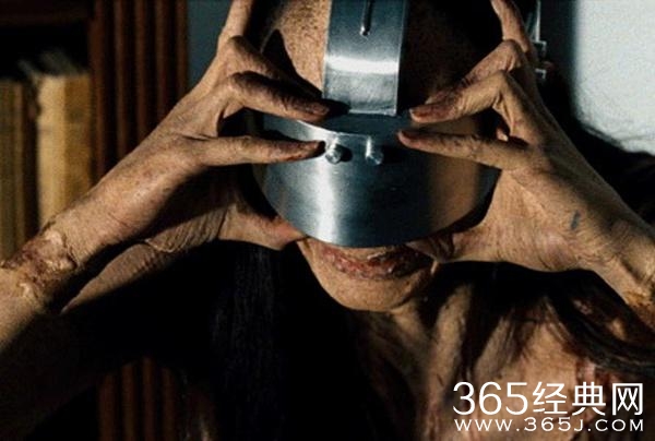 这9部看着让人压抑的“禁室囚禁”电影！