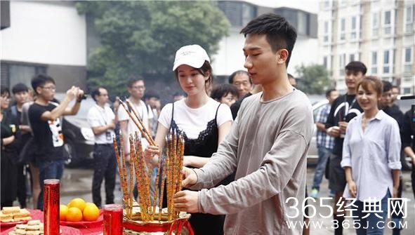 《欢乐颂》第二部正式回归，五美里唯独少了安迪和曲妖精？