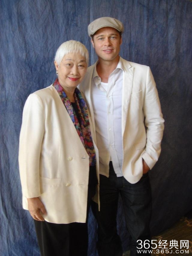 奥斯卡评委、朱莉皮特好友卢燕撰文谈朱莉皮特婚变｜独家稿件