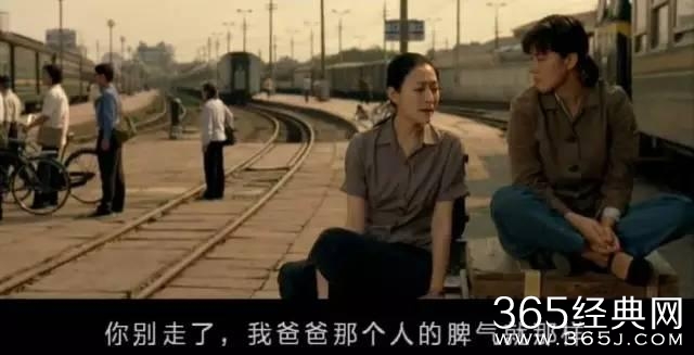 这部影片有内地最美的肉体，一眼难忘的长腿，蒸腾湿润的情欲..