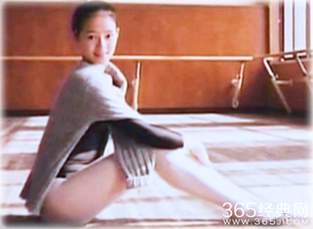 小花里跳舞最好的是刘诗诗、胖迪，舞姿最蠢萌的居然是赵丽颖