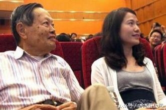 杨振宁曾说：翁帆是美女，我不介意她再嫁给别的男人。