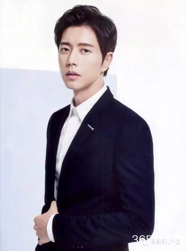 榜妹热线 | 张艺兴资源变好?朴海镇评价?陈晓电视剧?