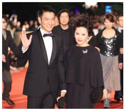 国际影后叶德娴夫离子散,刘德华成了她最大的安慰