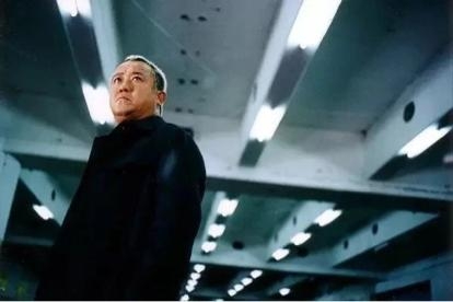 港片里面的黑帮老大，最后一个还是逗逼