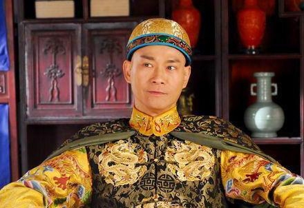 被金庸挖苦嘲讽的他，词写的果然不咋样！