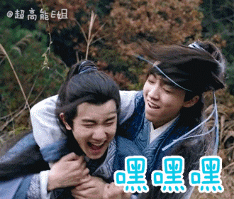 两句话来概括今年暑假档电视剧： 别低头，假发会掉，别流泪，美瞳会爆