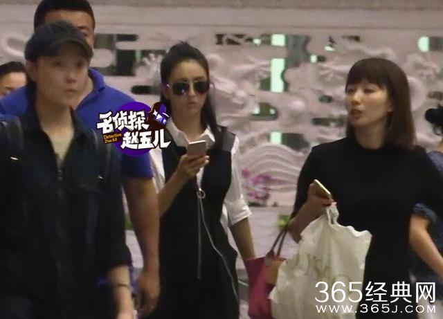 佟丽娅女汉子娇惯男助理 心急回家想抱娃