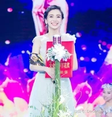 杨幂、刘恺威、Angelababy出道的样子，让人吓一跳啊！