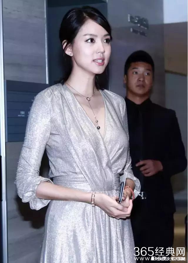 辣妈颜值身材秒杀郑爽、赵丽颖 范冰冰杨幂 林志玲柳岩 唐嫣